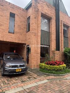Casa de 3 alcobas en venta en Quintas Del Redil, Bogotá, 123 m² · foto 3 de 17