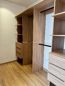 Apartamento de 2 alcobas en venta en Chico, Bogotá, 93 m² · foto 3 de 18