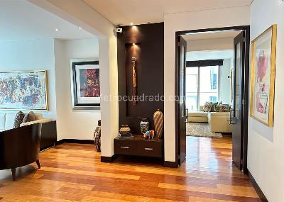 Apartamento de 3 alcobas en venta en Chapinero Alto, Bogotá, 296 m² · foto 2 de 13