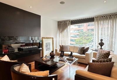 Apartamento de 3 alcobas en venta en Chapinero Alto, Bogotá, 296 m² · foto 4 de 13
