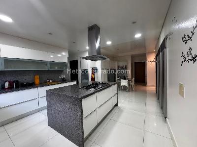 Apartamento en venta en Altos Del Refugio, Bogotá · foto 19 de 20