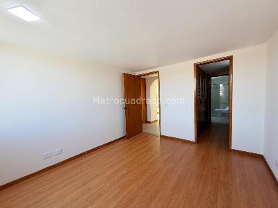 Apartamento de 3 alcobas en venta en Malibu, Bogotá, 157 m² · foto 16 de 20