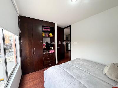 Apartaestudio en venta en El Batan, Bogotá, 45 m² · foto 10 de 12