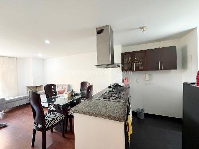 Apartaestudio en venta en El Batan, Bogotá, 45 m² · foto 3 de 12