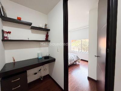 Apartaestudio en venta en El Batan, Bogotá, 45 m² · foto 8 de 12