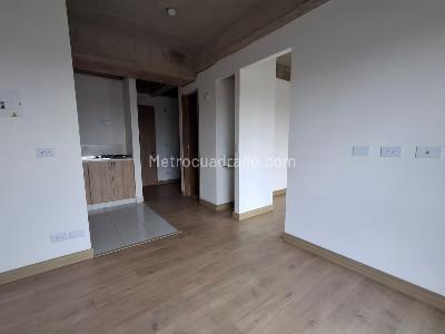 Apartamento de 1 alcoba en venta en Paloquemao, Bogotá, 32 m² · foto 7 de 9