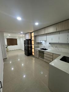 Apartamento de 3 alcobas en venta en Galerias, Bogotá, 81 m² · foto 2 de 17
