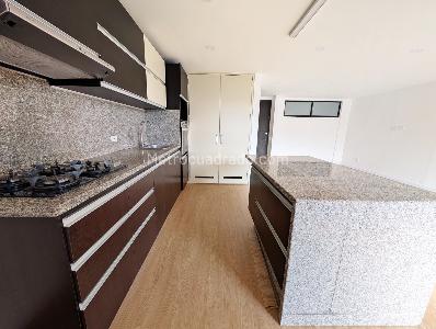 Apartaestudio en venta en Alhambra, Bogotá, 65 m² · foto 6 de 11
