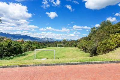 Casa de 3 alcobas en venta en Conjunto Residencial Macadamia, La Calera, 250 m² · foto 14 de 20