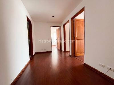 Apartamento en venta en Gratamira, Bogotá · foto 7 de 19