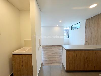 Apartamento de 3 alcobas en venta en Pasadena, Bogotá, 76 m² · foto 6 de 17
