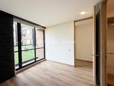 Apartamento de 3 alcobas en venta en Pasadena, Bogotá, 76 m² · foto 2 de 17