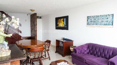 Apartamento de 3 alcobas en venta en Colseguros, Bogotá, 100 m² · foto 4 de 20