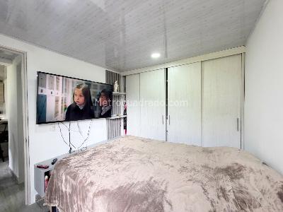Apartaestudio en venta en Colina Campestre, Bogotá, 40 m² · foto 7 de 9