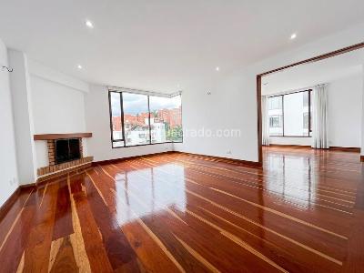 Apartamento de 3 alcobas en venta en Gratamira, Bogotá, 131 m² · foto 3 de 20