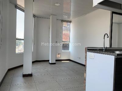 Apartamento de 2 alcobas en arriendo en Siete De Agosto, Bogotá, 39 m² · foto 2 de 15
