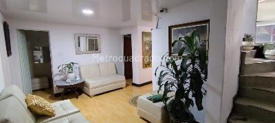 Casa en venta en Santa Isabel, Bogotá · foto 8 de 18