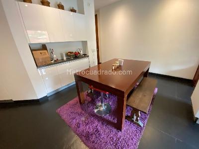 Apartamento de 3 alcobas en venta en Los Rosales, Bogotá, 380 m² · foto 10 de 13