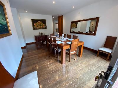 Apartamento de 3 alcobas en venta en Los Rosales, Bogotá, 380 m² · foto 4 de 13