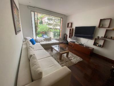 Apartamento de 3 alcobas en venta en Los Rosales, Bogotá, 380 m² · foto 7 de 13