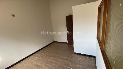 Casa de 5 alcobas en arriendo en Suba Niza, Bogotá, 365 m² · foto 10 de 20