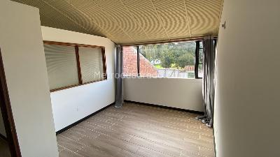 Casa de 5 alcobas en arriendo en Suba Niza, Bogotá, 365 m² · foto 13 de 20