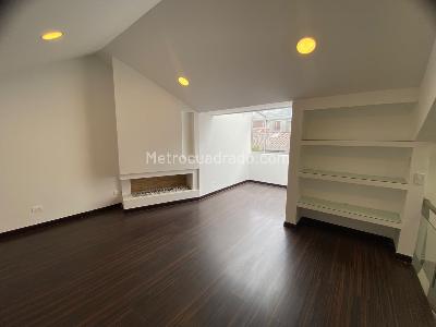 Casa de 3 alcobas en venta en Santa Barbara Central, Bogotá, 183 m² · foto 16 de 17
