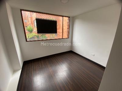 Casa de 3 alcobas en venta en Santa Barbara Central, Bogotá, 183 m² · foto 9 de 17