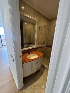 Apartamento de 3 alcobas en venta en El Nogal Chico, Bogotá, 211 m² · foto 7 de 20