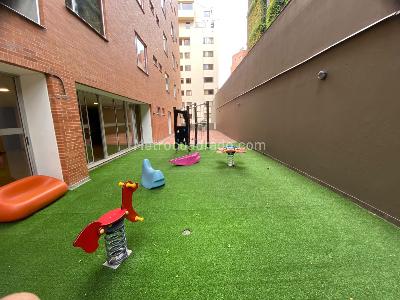 Apartamento de 2 alcobas en venta en Los Rosales, Bogotá, 210 m² · foto 15 de 16