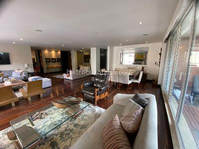 Apartamento de 2 alcobas en venta en Los Rosales, Bogotá, 210 m² · foto 5 de 16