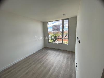 Apartamento de 1 alcoba en venta en Senderos De Modelia, Bogotá, 39 m² · foto 8 de 12