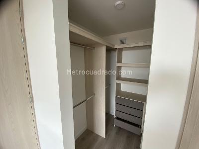 Apartamento de 1 alcoba en venta en Senderos De Modelia, Bogotá, 39 m² · foto 7 de 12