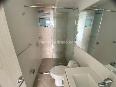 Apartamento de 1 alcoba en venta en Senderos De Modelia, Bogotá, 39 m² · foto 9 de 12