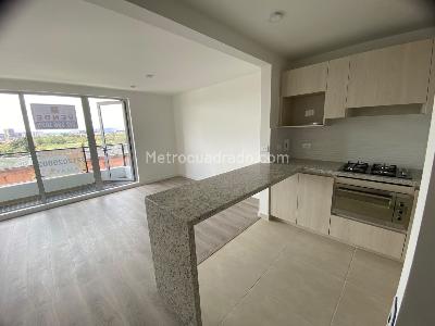 Apartamento de 1 alcoba en venta en Senderos De Modelia, Bogotá, 39 m² · foto 3 de 12