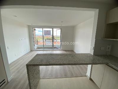 Apartamento de 1 alcoba en venta en Senderos De Modelia, Bogotá, 39 m² · foto 4 de 12