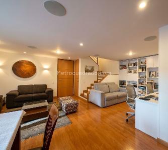 Apartamento de 3 alcobas en venta en Entrecedros, Bogotá, 92 m² · foto 2 de 19