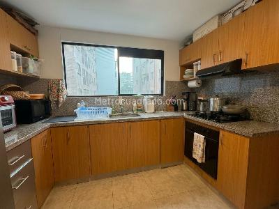 Apartamento de 3 alcobas en venta en Entrecedros, Bogotá, 92 m² · foto 10 de 19