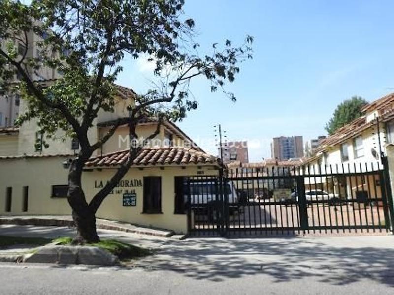 Casa en Arriendo, CEDRO GOLF, Bogotá D.C.
