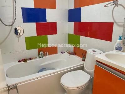 Casa de 3 alcobas en arriendo en Cedro Golf, Bogotá, 142 m² · foto 6 de 10