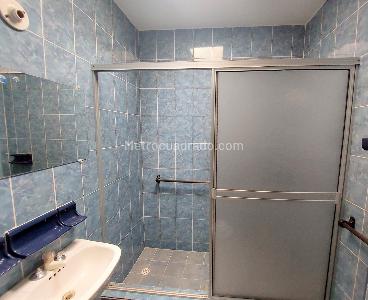 Casa de 5 alcobas en venta en Cedritos Lisboa, Bogotá, 250 m² · foto 13 de 19