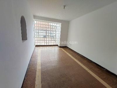 Casa de 5 alcobas en venta en Cedritos Lisboa, Bogotá, 250 m² · foto 8 de 19