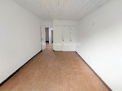 Casa de 5 alcobas en venta en Cedritos Lisboa, Bogotá, 250 m² · foto 5 de 19