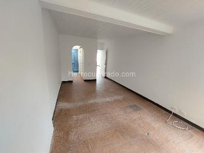 Casa de 5 alcobas en venta en Cedritos Lisboa, Bogotá, 250 m² · foto 7 de 19