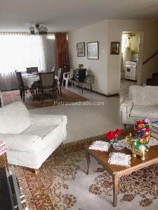 Casa en venta en Los Alcazares, Bogotá · foto 4 de 13