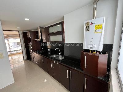Apartamento de 3 alcobas en venta en Molinos Norte, Bogotá, 128 m² · foto 4 de 16