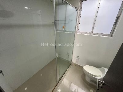 Apartamento de 3 alcobas en venta en Molinos Norte, Bogotá, 128 m² · foto 10 de 16