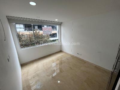 Apartamento de 3 alcobas en venta en Molinos Norte, Bogotá, 128 m² · foto 12 de 16