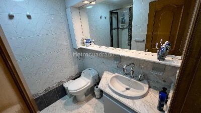 Apartamento de 3 alcobas en arriendo en La Calleja, Bogotá, 130 m² · foto 4 de 8