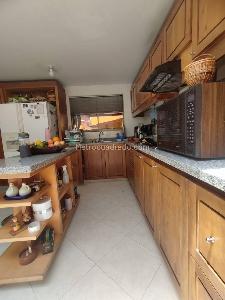 Casa de 5 alcobas en venta en Avenida Chilacos, Chía, 259 m² · foto 12 de 20